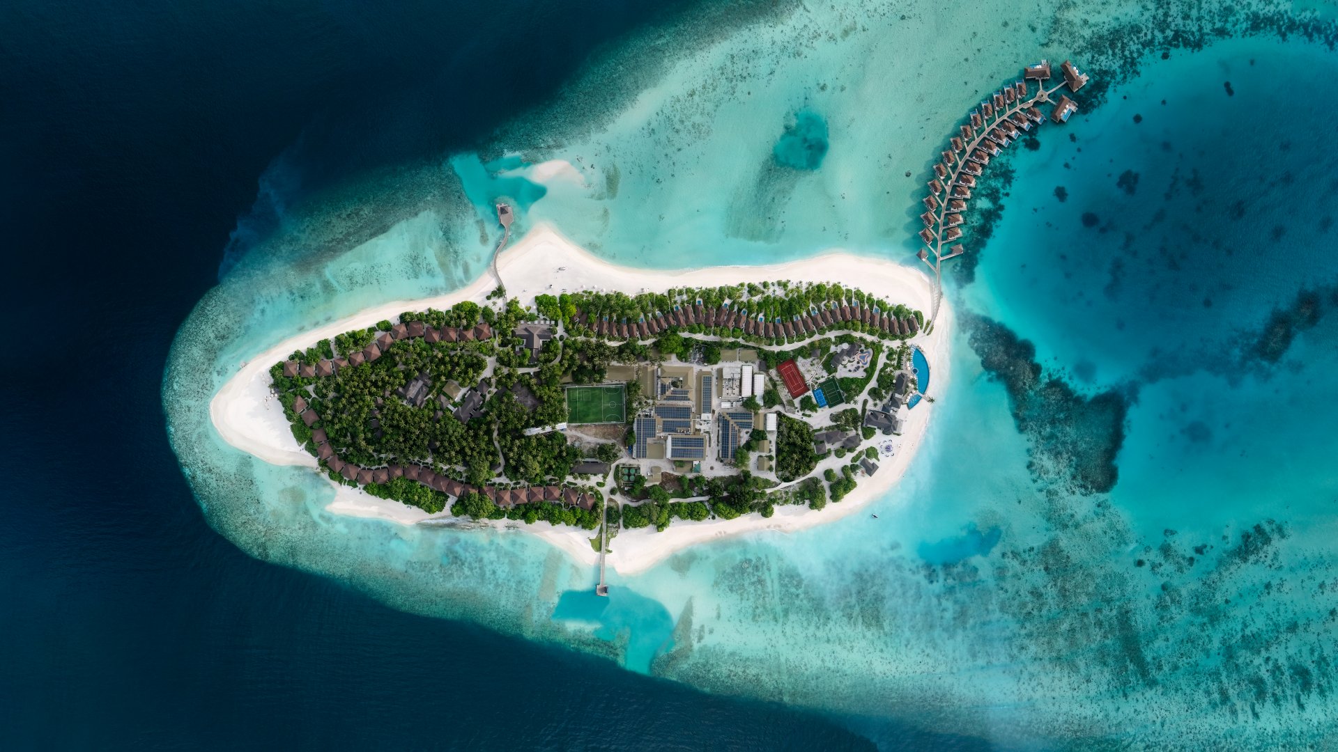 Avani+ Fares Resort Maldives Baa Isole Maldive
