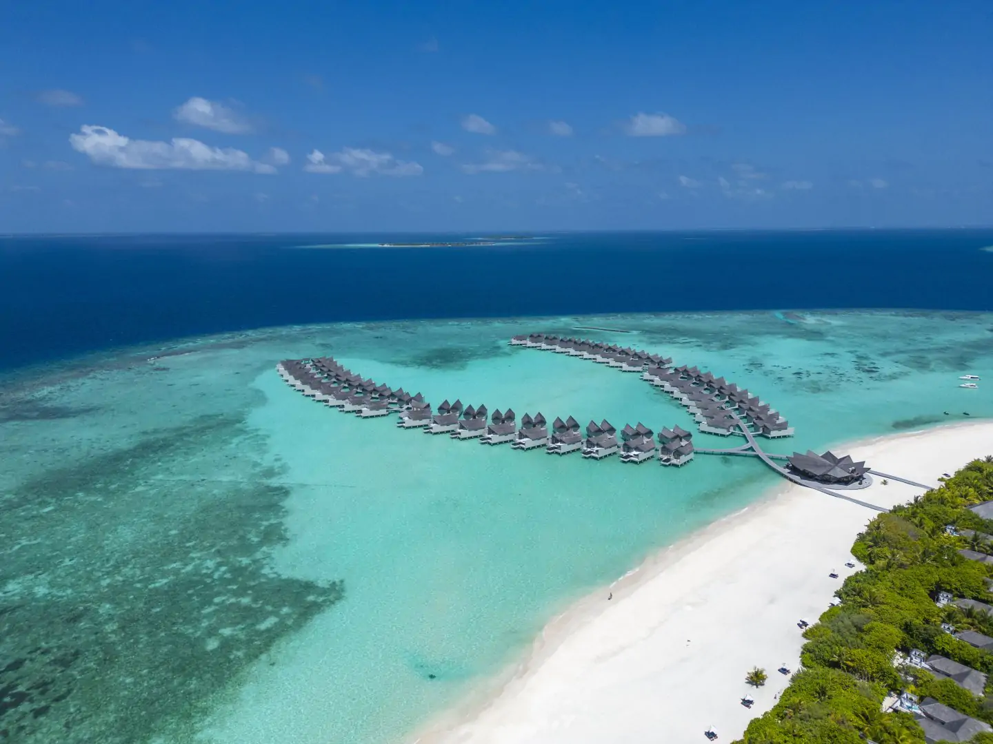 Kuredhivaru Resort & Spa